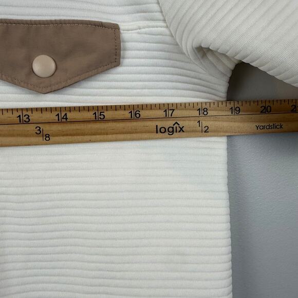 J.Crew Sweatshirt Women's Small Ivory Tan Quilted Snap-T Pullover Outdoor Active - Picture 7 of 8
